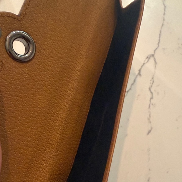 Gucci Large Leather Checkbook Wallet Camel 231835 - Picture 4 of 11